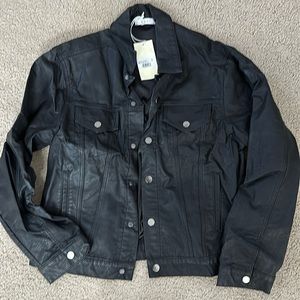 New MNML leather trucker